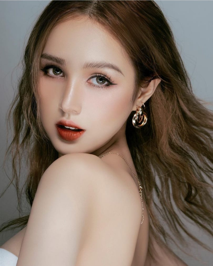 Top những đồ trang sức xinh xỉu giá chỉ vài nghìn do Xoài non – Vợ của streamer giàu nhất Việt Nam tậu về