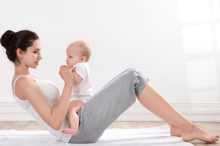 Bài tập thể dục giảm cân cho mẹ sau sinh hiệu quả