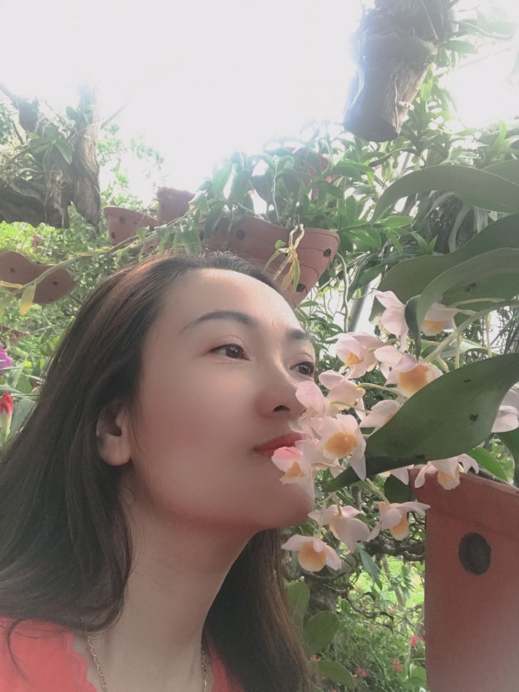 KHÉP LẠI MÙA THƯƠNG - LAN VƯƠNG