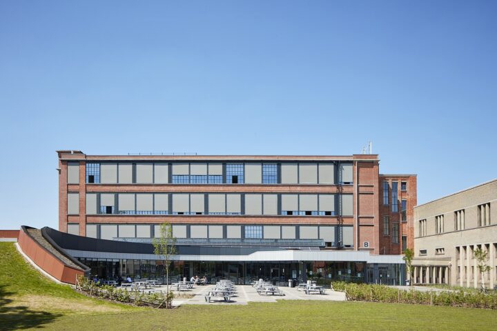 KHÁM PHÁ VỀ TRƯỜNG ĐẠI HỌC ODISEE - DU HỌC BỈ