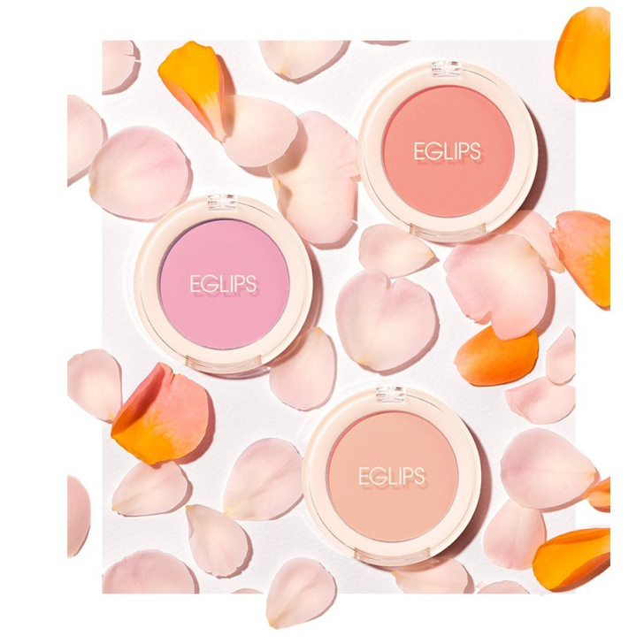 Chị em mau săn đồ makeup hàng chuẩn sale cực rẻ: Cushion 140k, bảng mắt chỉ hơn 100k, không món nào quá 300k