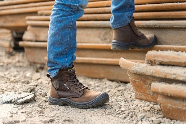 Đơn vị bán giày bảo hộ Jogger tại Nghệ An uy tín