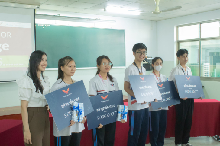 Học viện Kỹ năng VTALK đồng hành cùng tổ chức thanh niên quốc tế AIESEC và trao tặng nhiều suất học bổng
