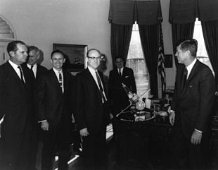 NASA được thành lập khi nào