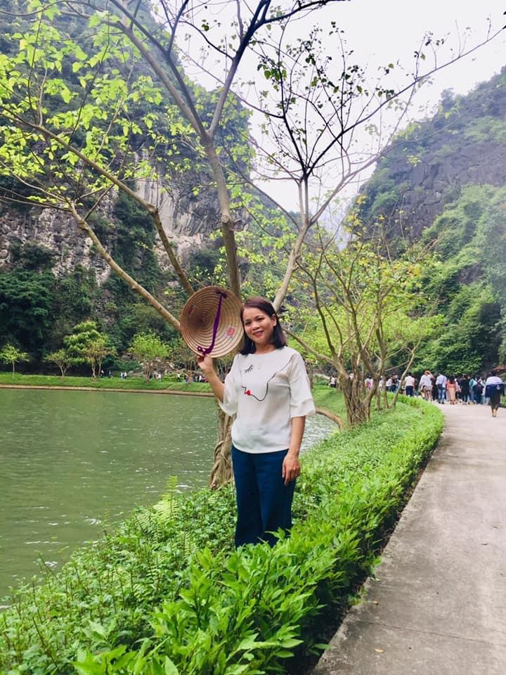 NHẶT LẠI THÁNG TƯ - LAN HƯƠNG NGUYỄN
