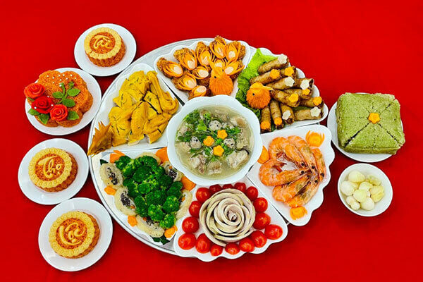 Những món ăn đậm đà hương vị trong mâm cơm ngày Tết 3 miền