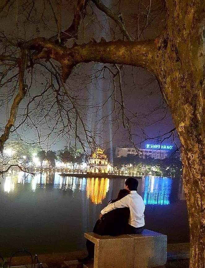 CÓ MỘT MỐI TÌNH