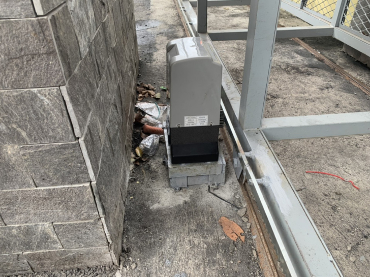 Dịch vụ sửa chữa cổng điện của chúng tôi hoạt động như thế nào?