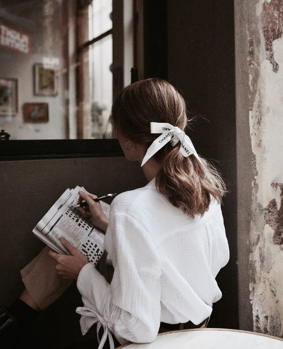Những yếu tố tạo nên một quý cô thanh lịch